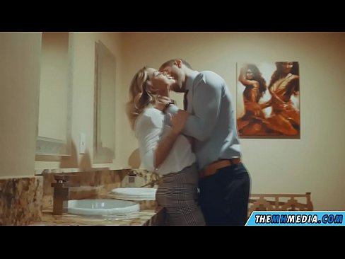 ❤️ Wanneer een rondborstige blondine je verleidt in een openbaar toilet ❤ Sluts at porn nl.sexygirlspics-com.ru ❌️ ❌️❤